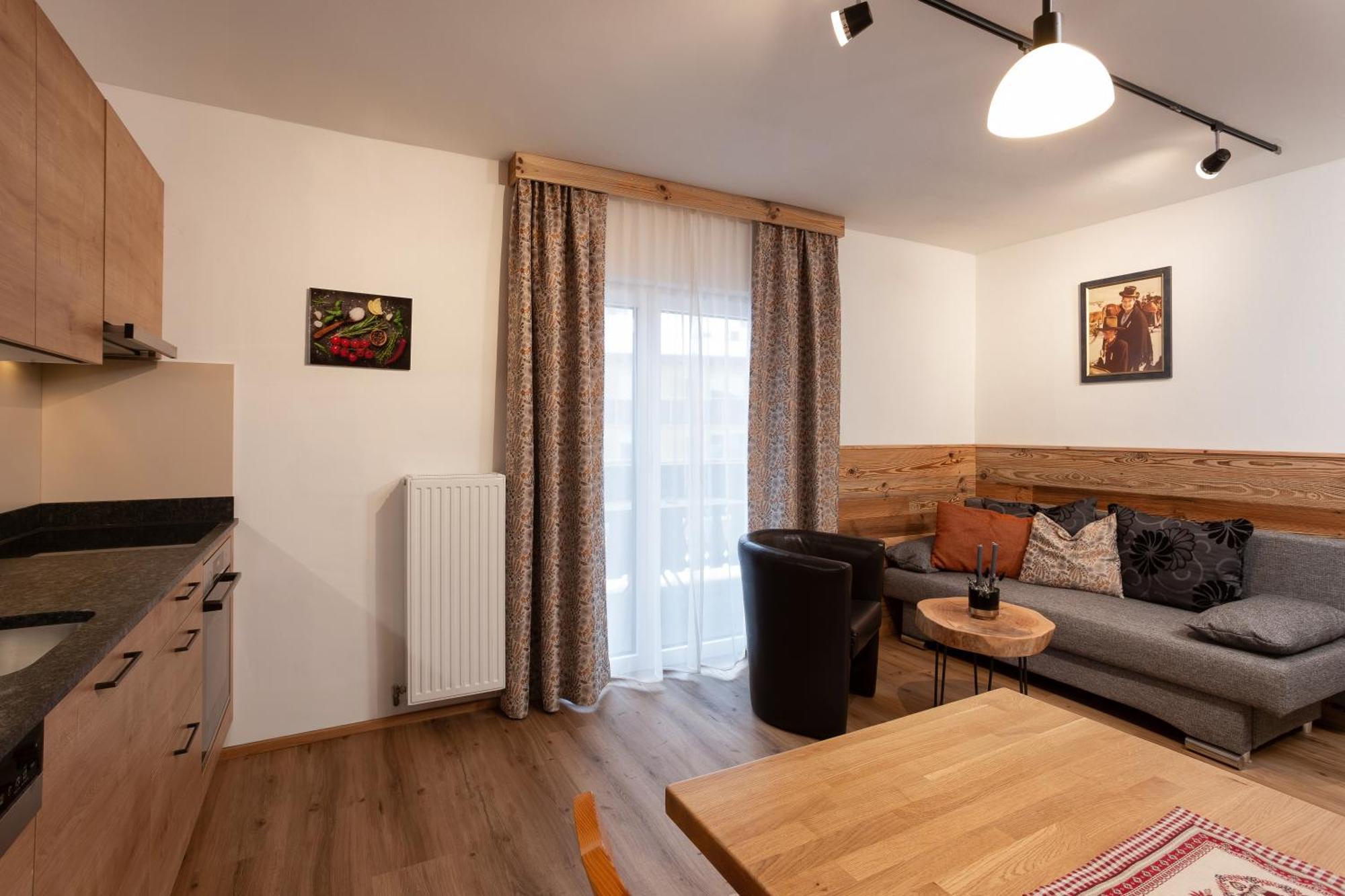 Ferienwohnung Ella'S Fusch an der Grossglocknerstrasse Exterior foto